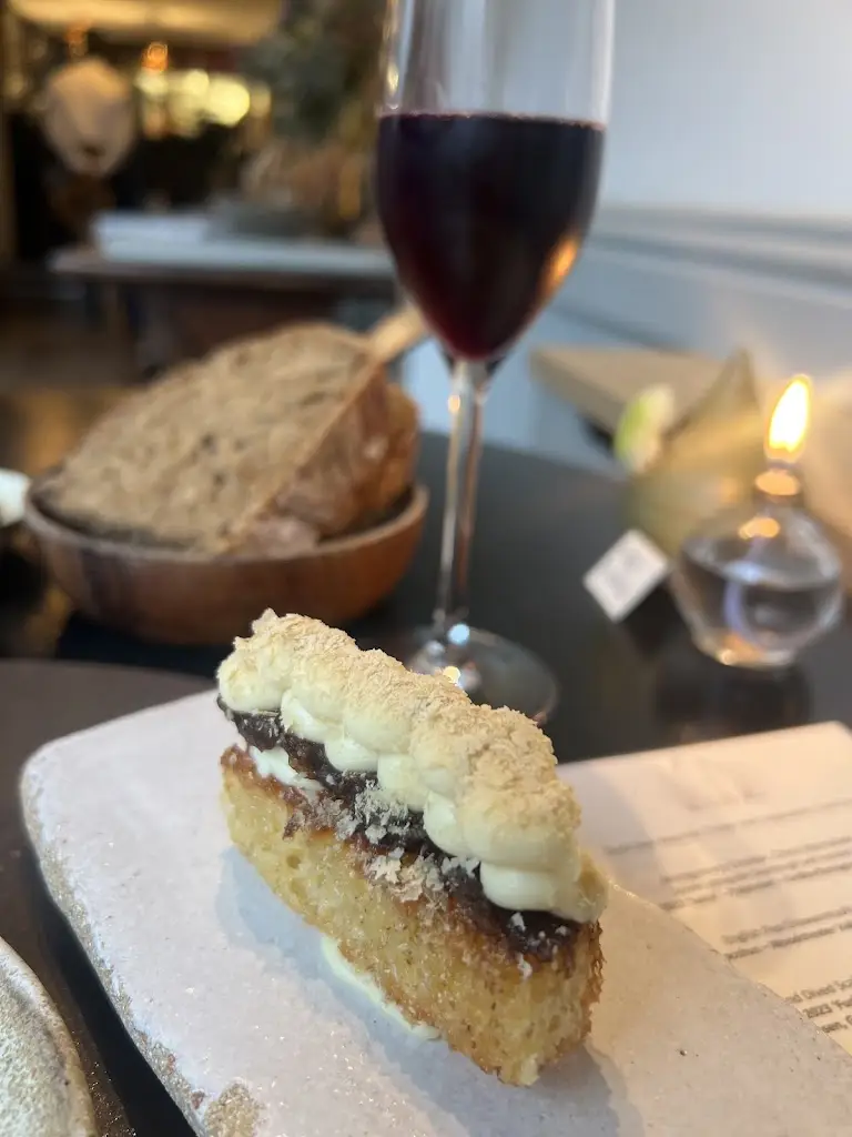 Carol Burgess_Bulrush_Briston_review