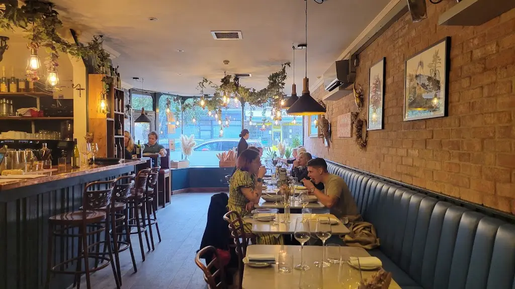 littlefrench_Briston_slider_image_3