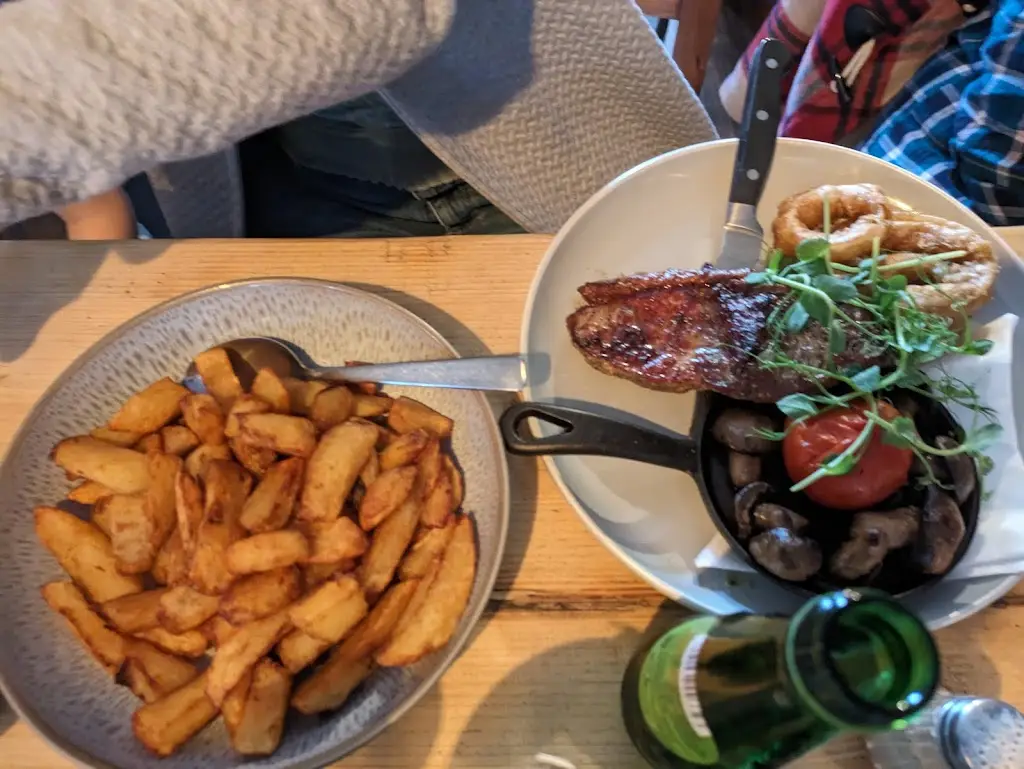 Menu_The Queens Arms_Brotton_image_8