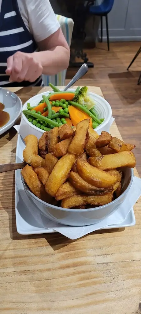 Menu_The Queens Arms_Brotton_image_9