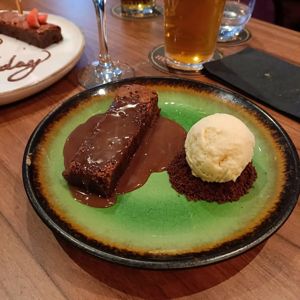 Angela R_The Dry Spy_Bromsgrove_review