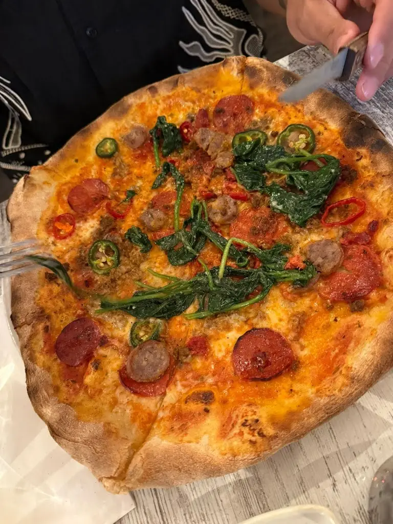 Laurence René_Enzee Brockenhurst Ristorante & Pizzeria_Brockenhurst_review