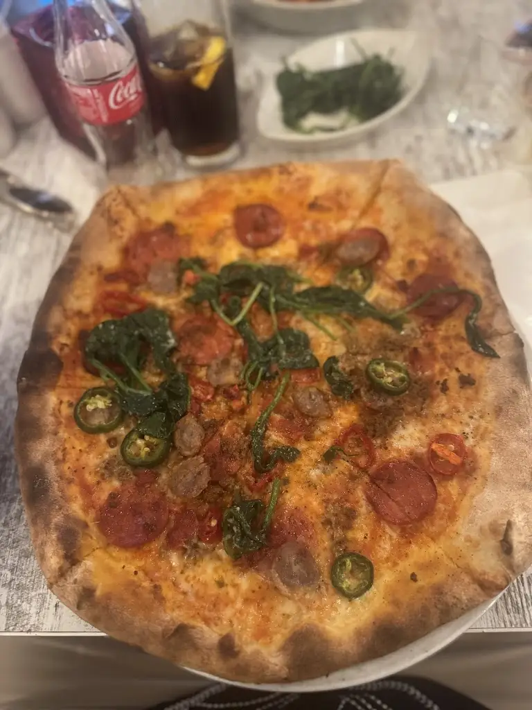 Enzee Brockenhurst Ristorante & Pizzeria_Brockenhurst_slider_image_3