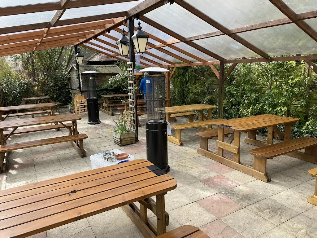 Foresters Arms restaurant in Brockenhurst