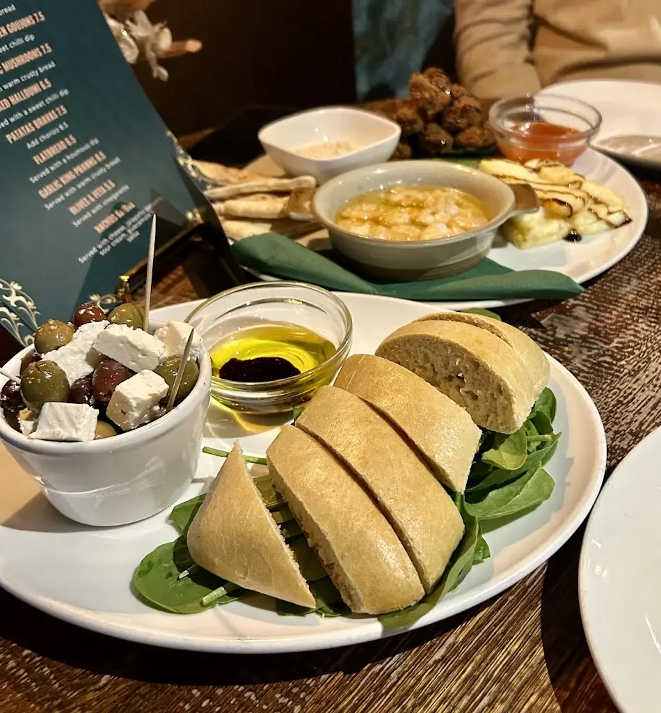 Menu_Liv’s Lounge_Brough_immagine_6