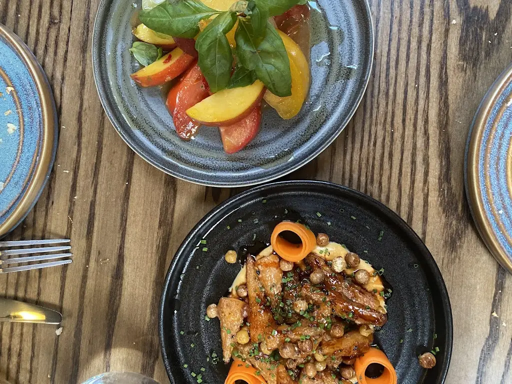 The Naughty Neighbour_Brockley_slider_image_2