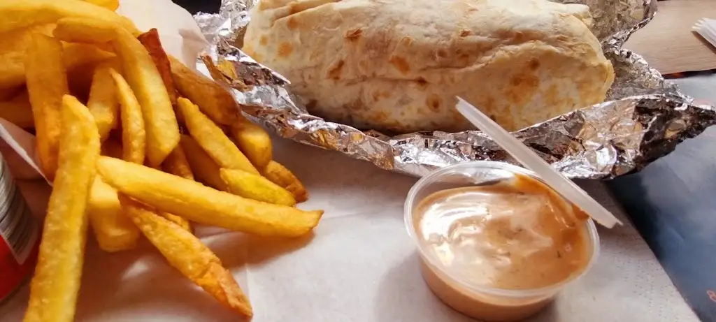 Buddeanie Fox_Brorritos - Brockley_Brockley_review