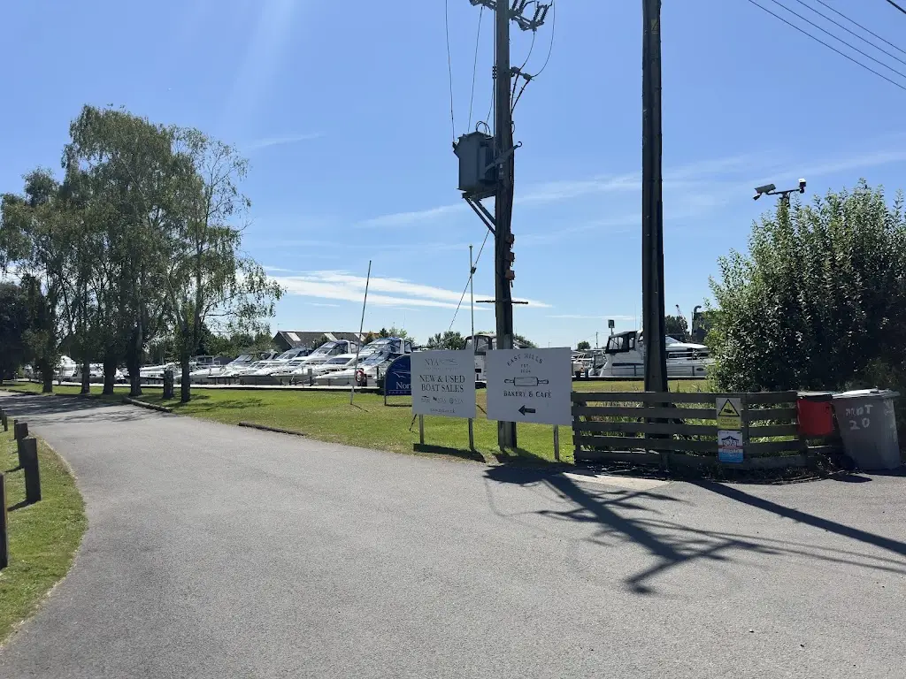 Louise Houghton_East Hills Bakery & Cafe_Brundall_review