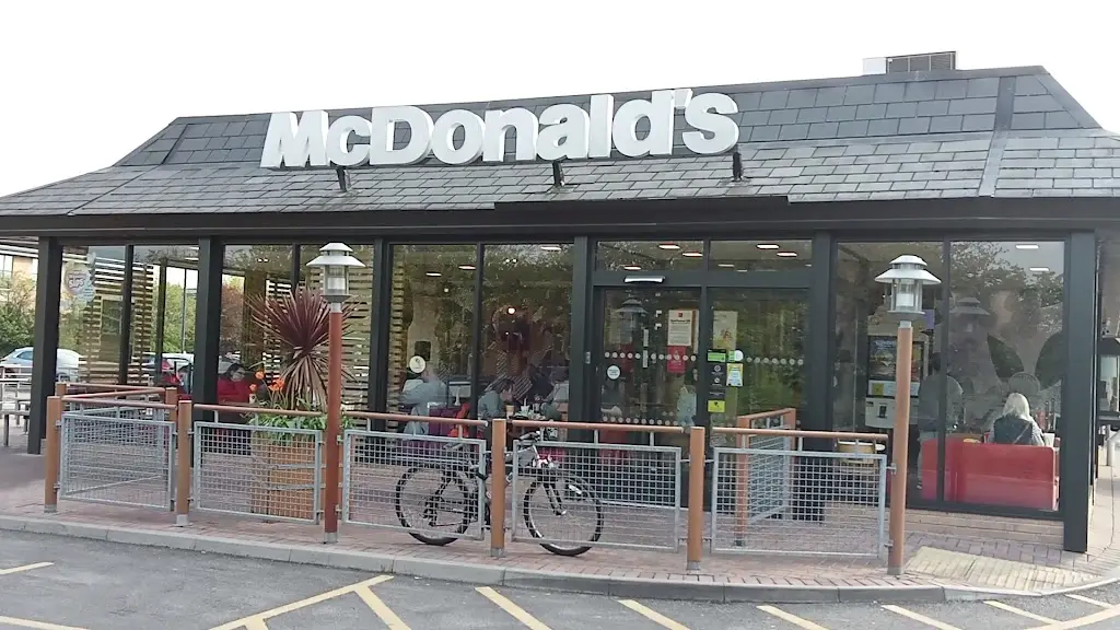 McDonald's restaurant in Adwick le Street