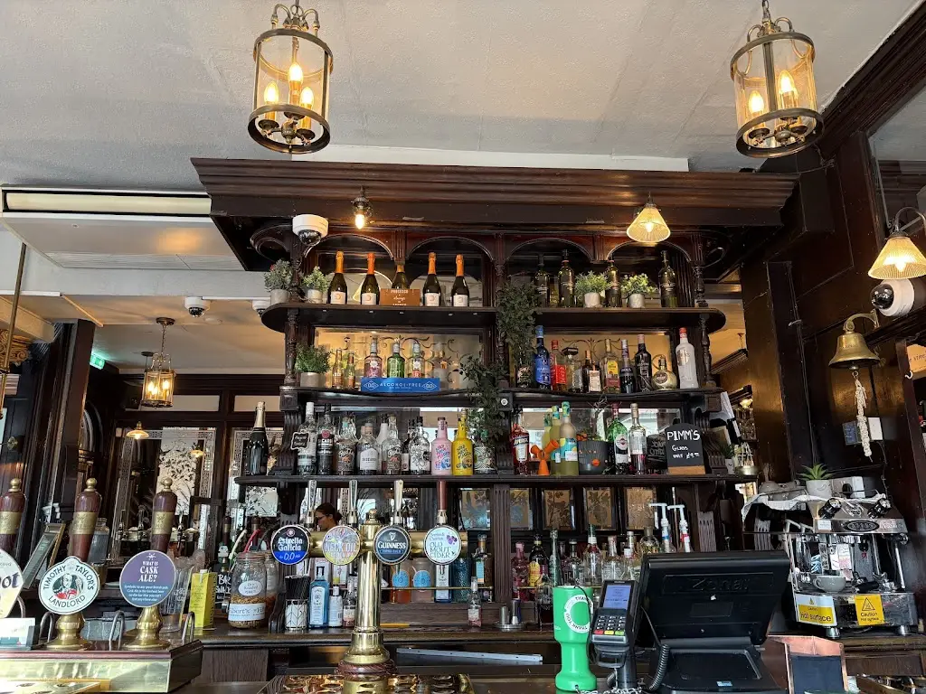 The Bunch Of Grapes_Brompton_slider_image_2