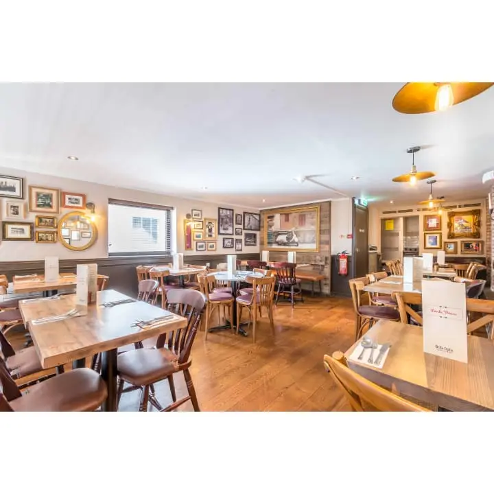 Bella Italia - South Kensington restaurante en Brompton