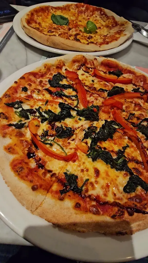 Bella Italia - South Kensington_Brompton_slider_image_2