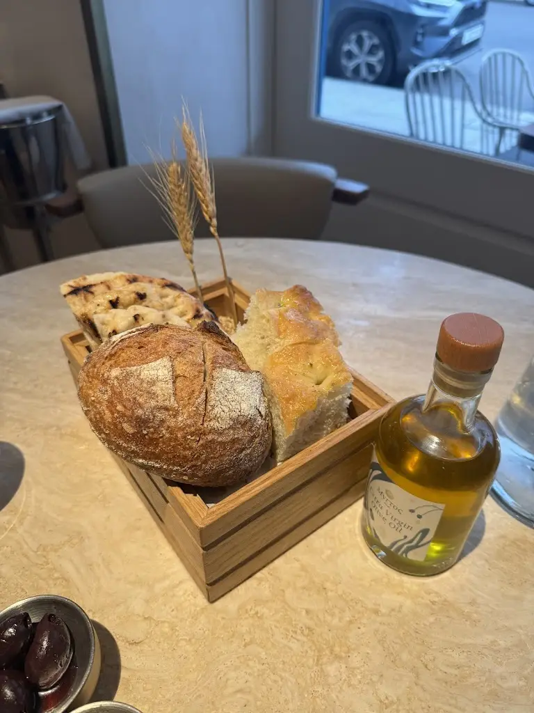 夏侯惇_Myrtos by Asimakis_Brompton_review