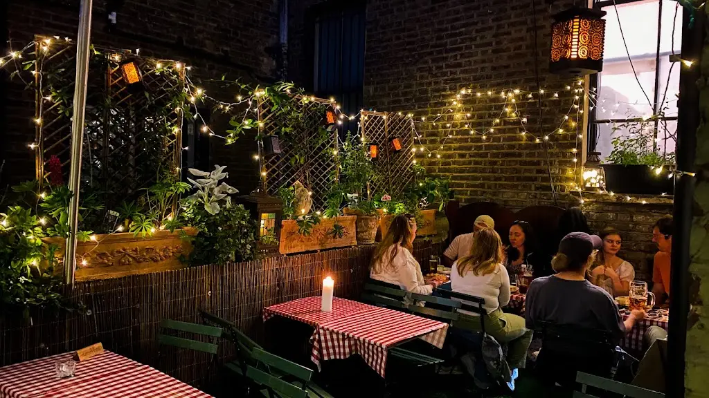 Troubadour restaurant in Brompton