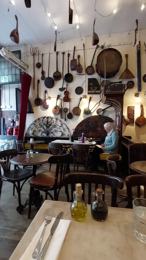 Troubadour_Brompton_slider_image_2