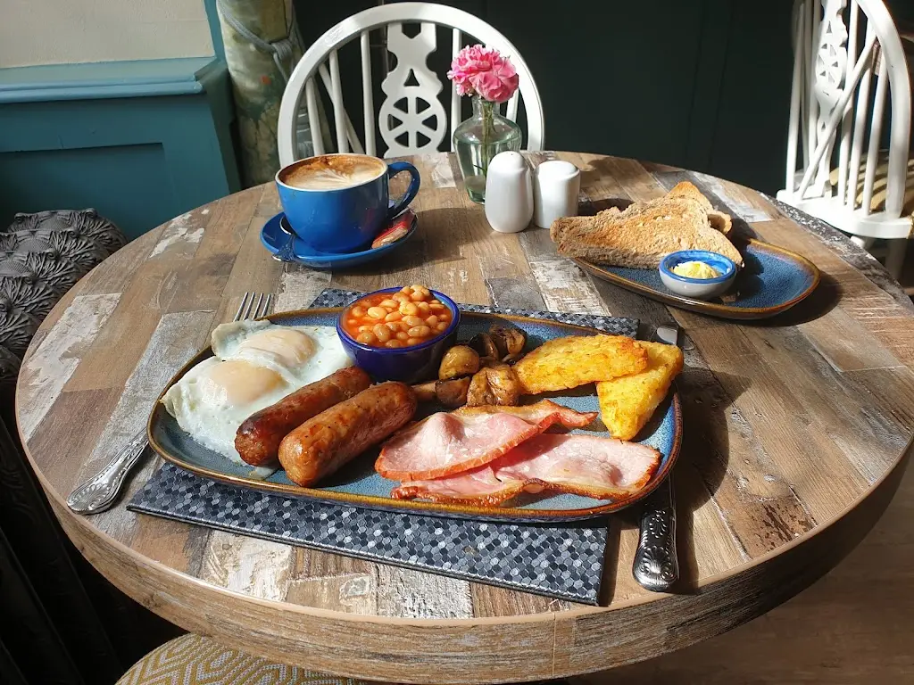 Menu_Singing Kettle_Buckfastleigh_image_6