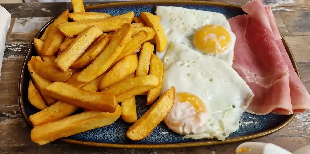 Menu_Singing Kettle_Buckfastleigh_image_9