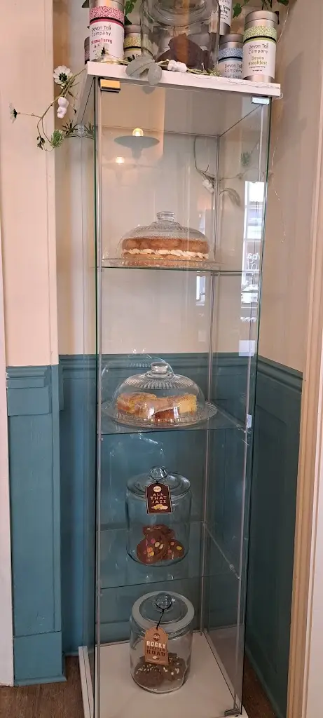 Rafal “Situ666” Sitarz_Singing Kettle_Buckfastleigh_review