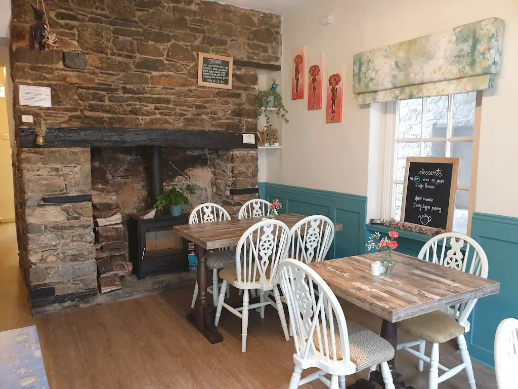 Singing Kettle Restaurant in Buckfastleigh