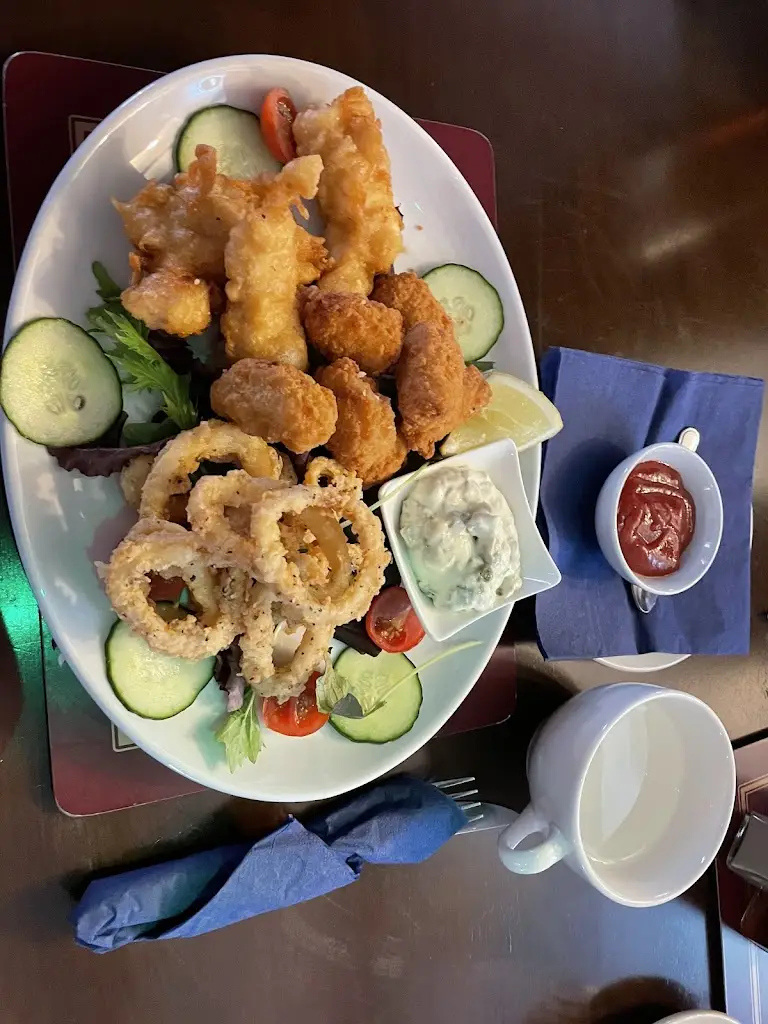 Yee_The Vine_Buckden_review