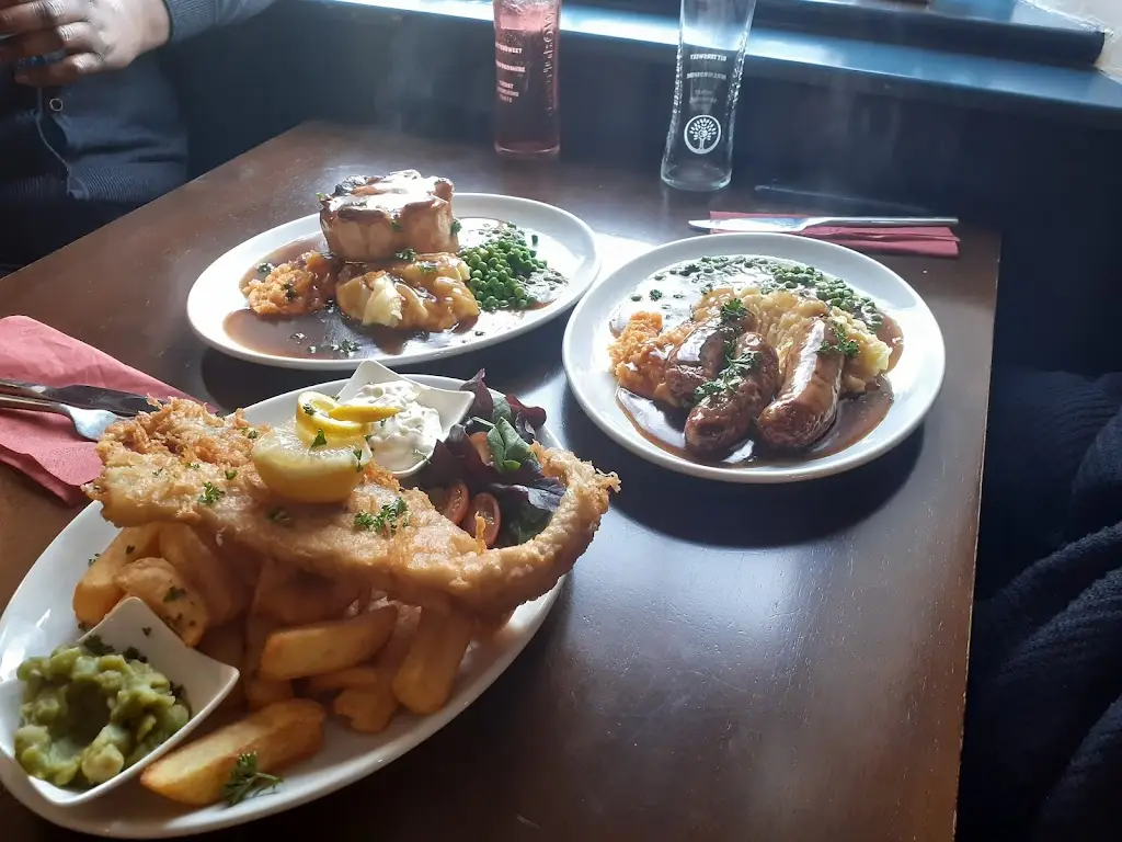 Arty Bee_The Vine_Buckden_review