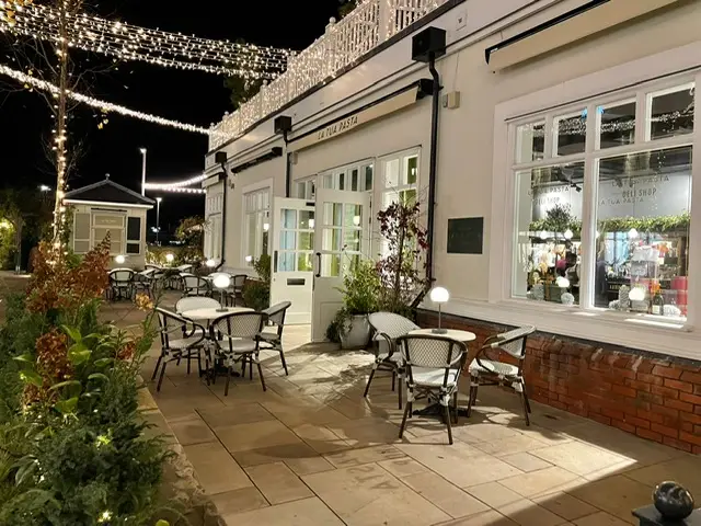 La Tua Pasta - Bicester Village restaurant in Ambrosden