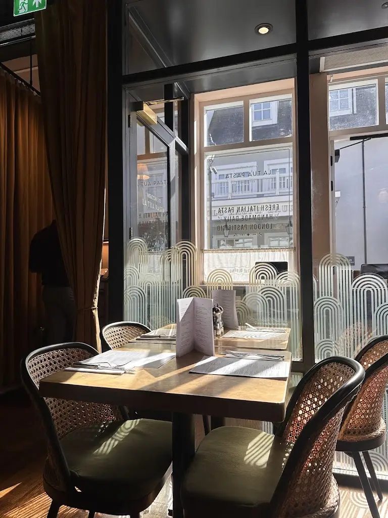 La Tua Pasta - Bicester Village_Ambrosden_slider_image_3