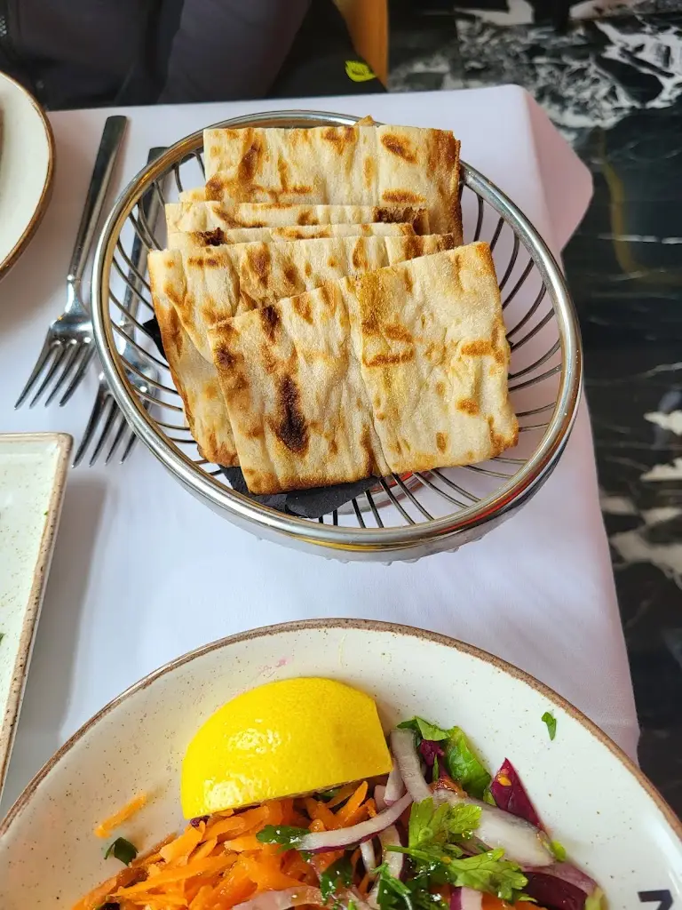 Menu_Manto's Meze Bar & Grill_Broxbourne_image_9