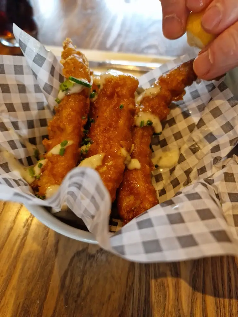 Jamie McIntosh_Bull_Broxbourne_review