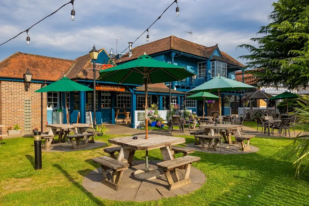 Bull_Broxbourne_slider_image_3