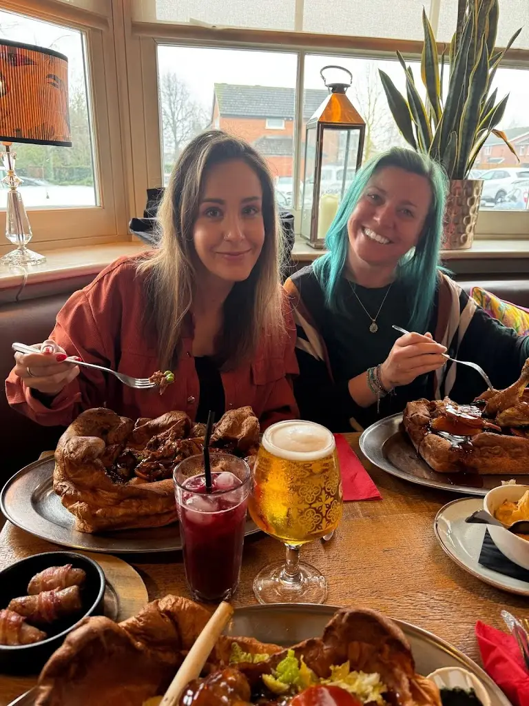 Danielle Varndall_Bulls Head_Broxbourne_review