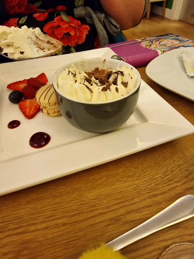 The Atrium Restaurant_Broxbourne_slider_image_2