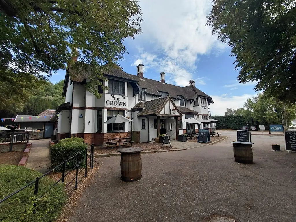 David O_The Crown_Broxbourne_recensione