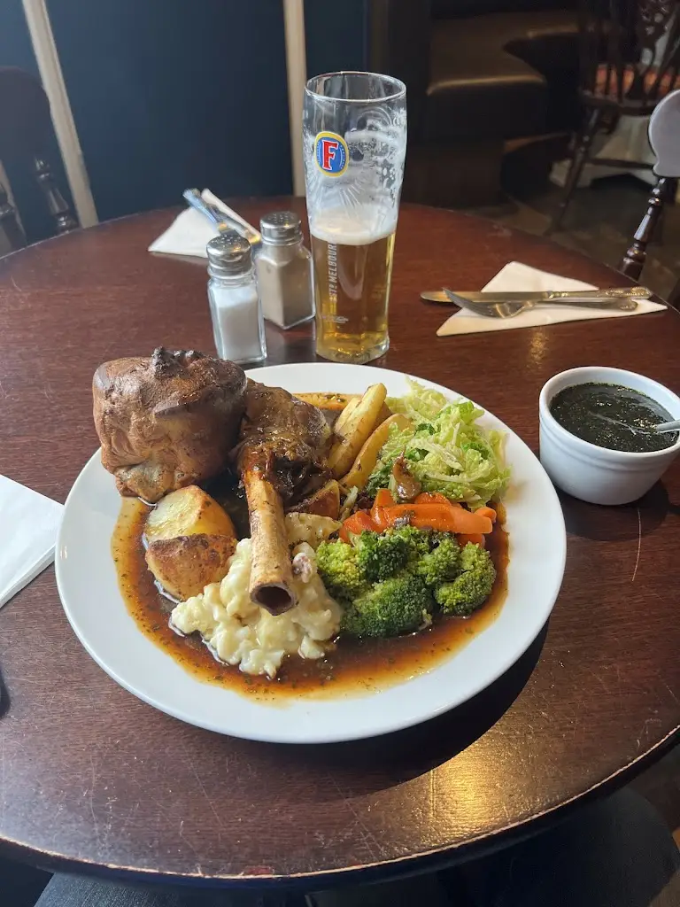 Menu_The Queens Head_Broxbourne_image_4