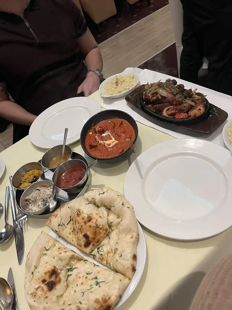 Royal Bengal_Broxbourne_slider_image_3