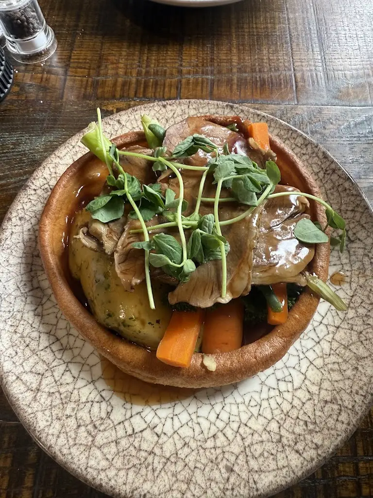 helen reynolds-breeze_The Bull at Broughton Astley_Broughton Astley_review