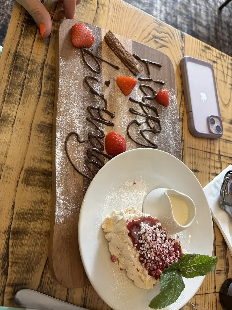 Chloe Leeson-Judd_The Bull at Broughton Astley_Broughton Astley_review