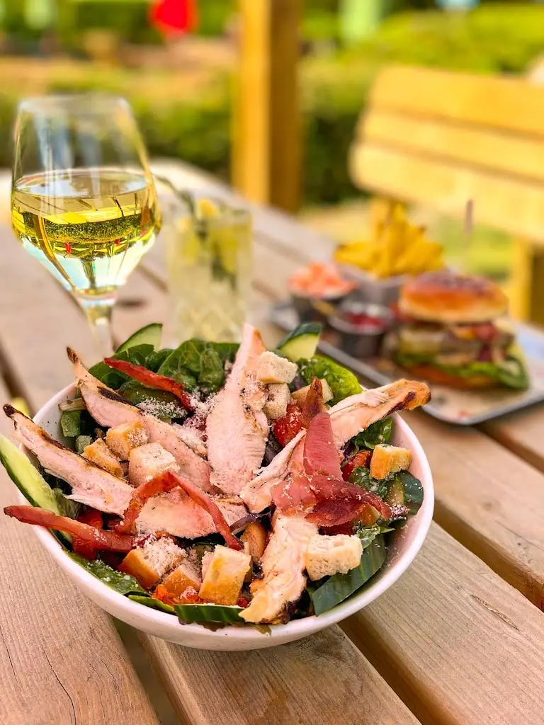 The Bull at Broughton Astley_Broughton Astley_slider_image_2