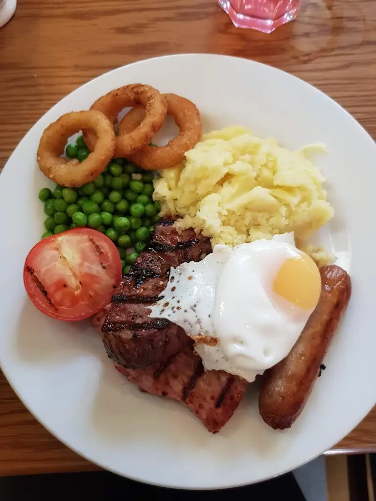 Menu_White Horse_Broughton Astley_image_9