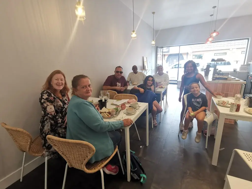 syreeta ambrose_Eats on Main Street_Broughton Astley_review