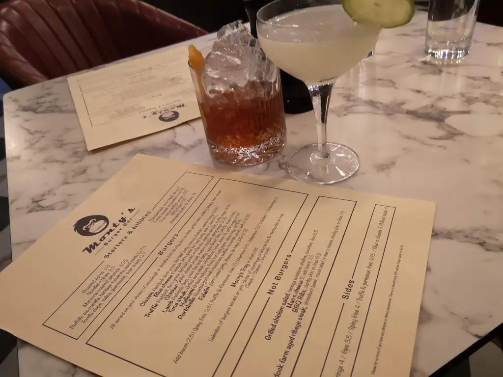 Menu_Monty's burger bar_Ambrosden_image_6