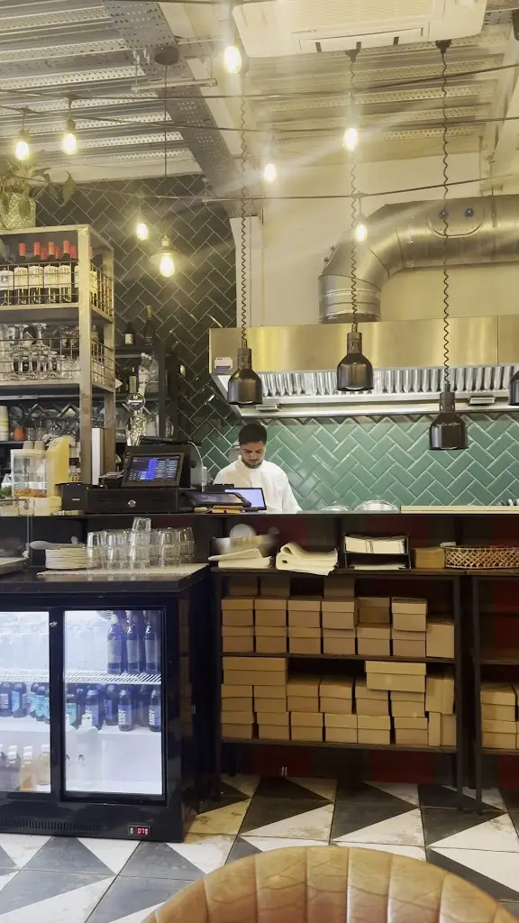 Monty's burger bar_Ambrosden_slider_image_2