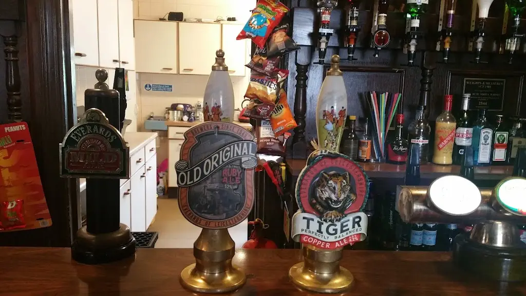 The Red Admiral_Broughton Astley_slider_image_2