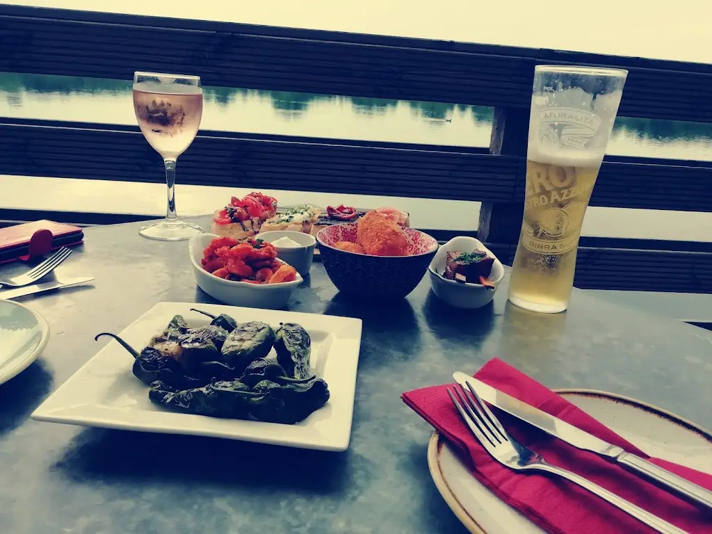 Menu_@Stanton Lakes_Broughton Astley_image_6