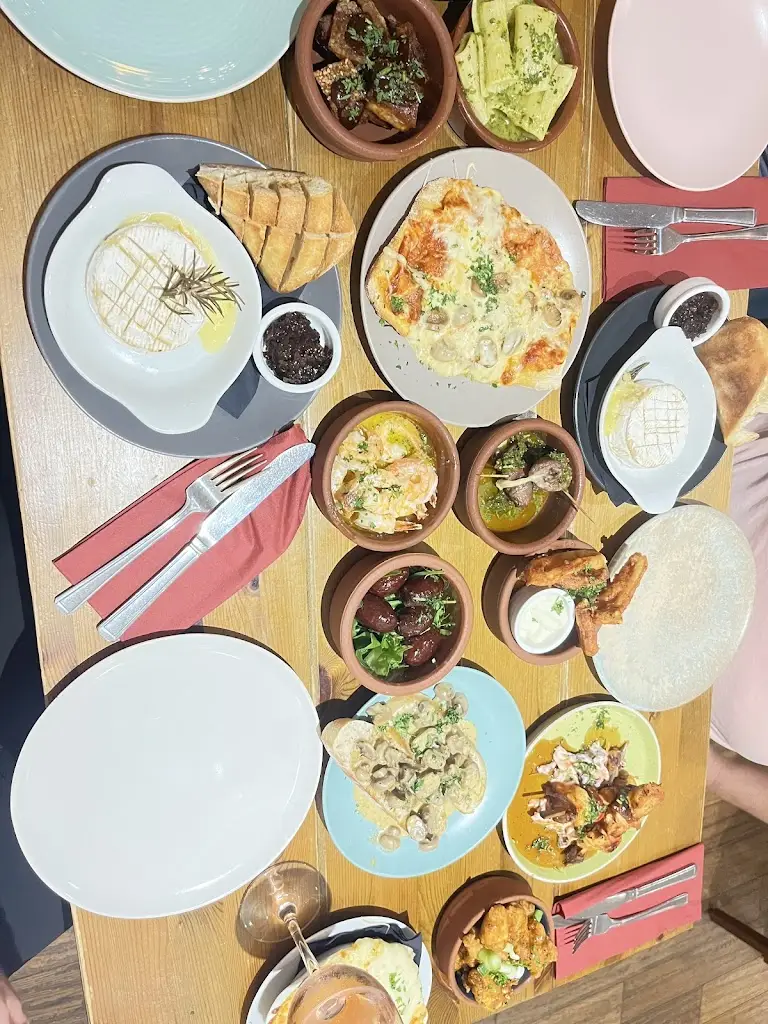 Amy Clarke_@Stanton Lakes_Broughton Astley_review