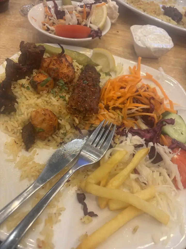 Vikki A_Turkuaz Restaurant_Broughton Astley_review