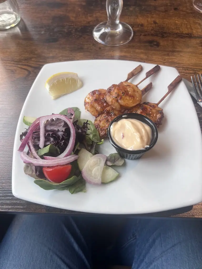 Adam Davis_The Pig In Muck_Broughton Astley_review