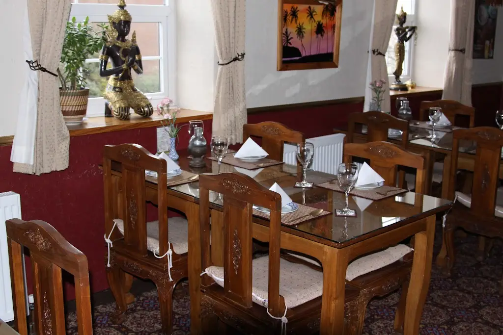 Thai Lanna - Chasewater_Brownhills_slider_image_1