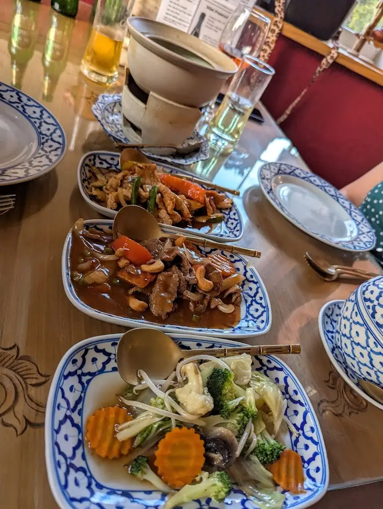 Thai Lanna - Chasewater_Brownhills_slider_image_3