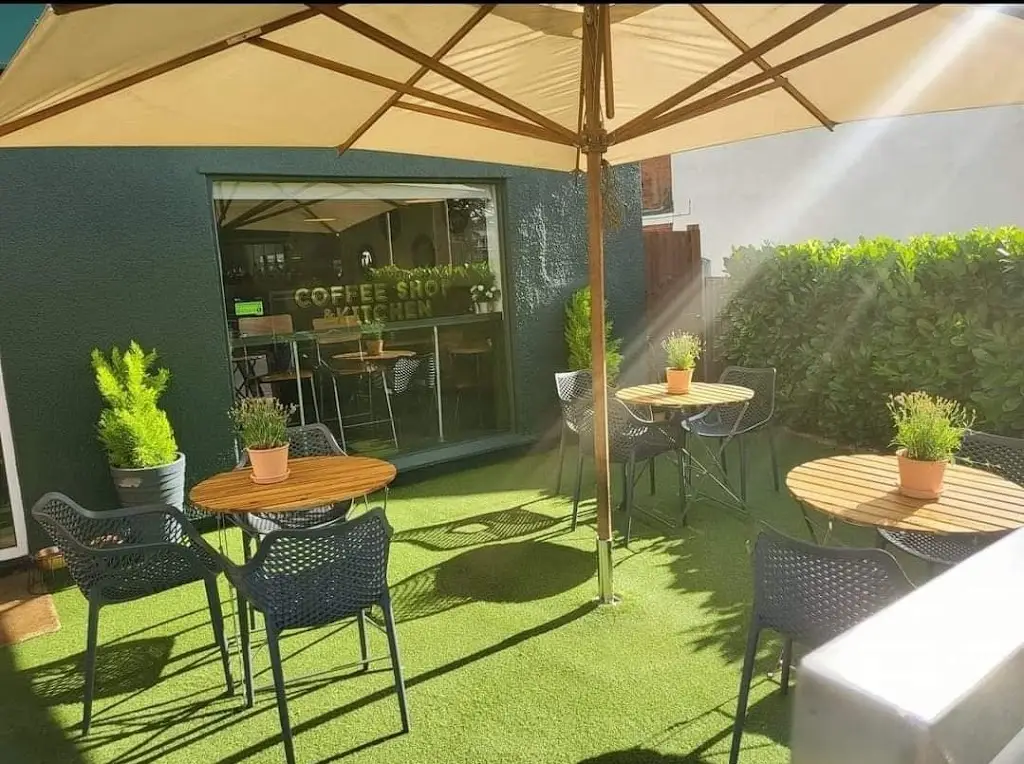 CIGNO - Coffee Shop & Kitchen restaurant in Brownhills